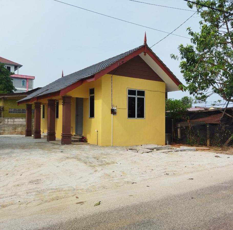 Room Stay Tok Wan 2 Kampung Kuala Besut Exterior photo